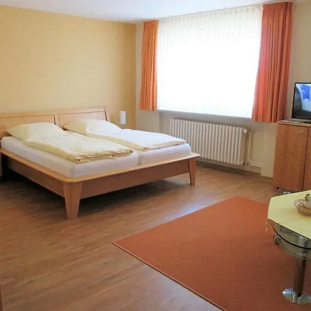 Bohn 'kiebitz', Mittelstrasse Wyk auf Foehr